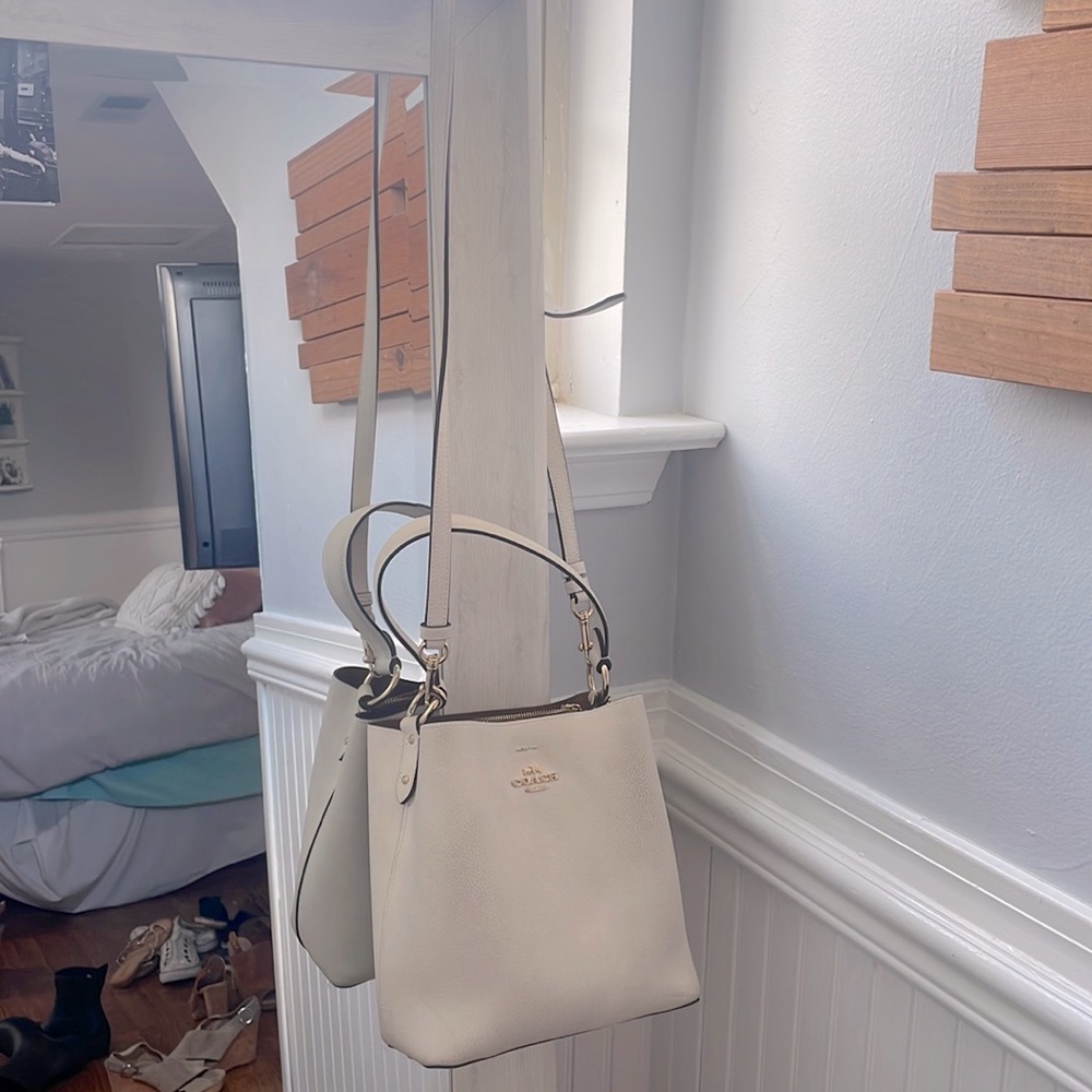 coach bucket bag - small